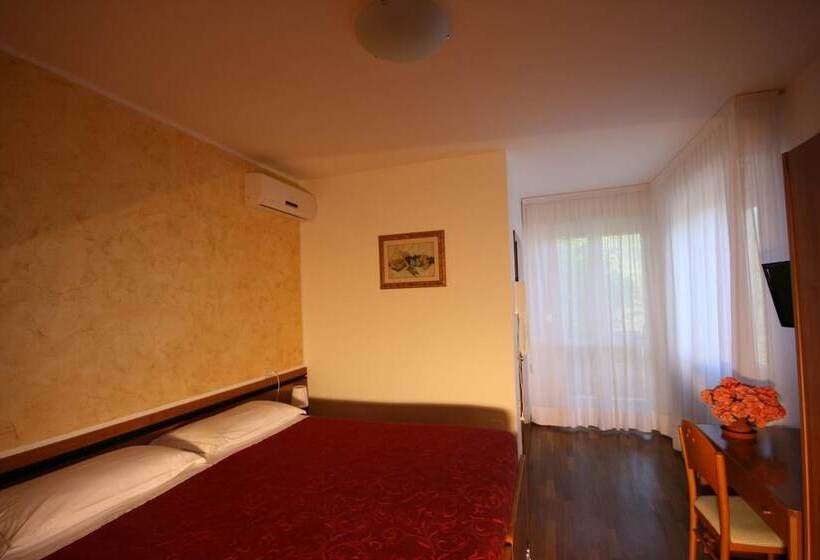 בית מלון כפרי Albergo Centopini