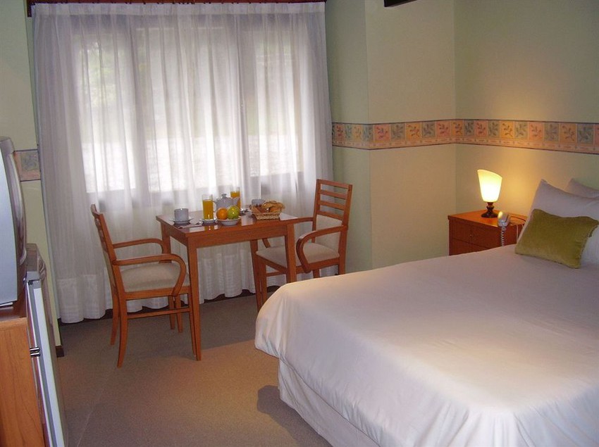 בית מלון כפרי Altos Los Pioneros & Spa
