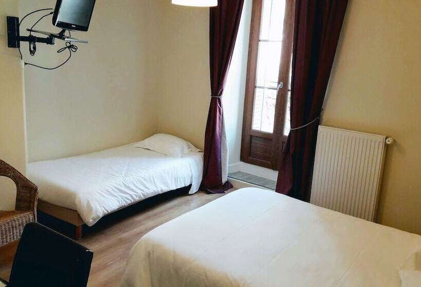 فندق Logis Auberge De La Fontaine