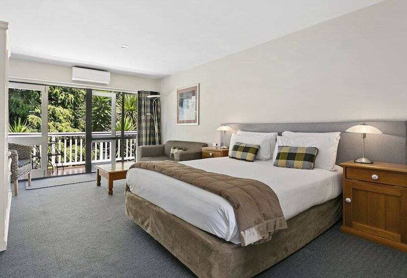 هتل Baycrest Thermal Lodge