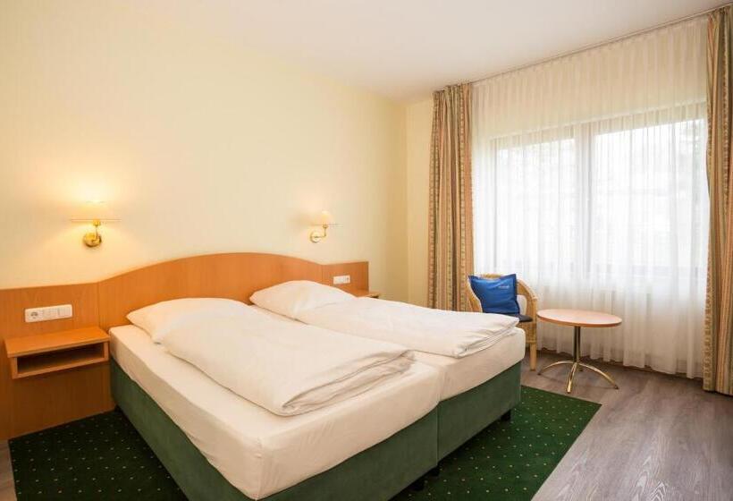 בית מלון כפרי Gremersdorf  Zum Grunen Jager