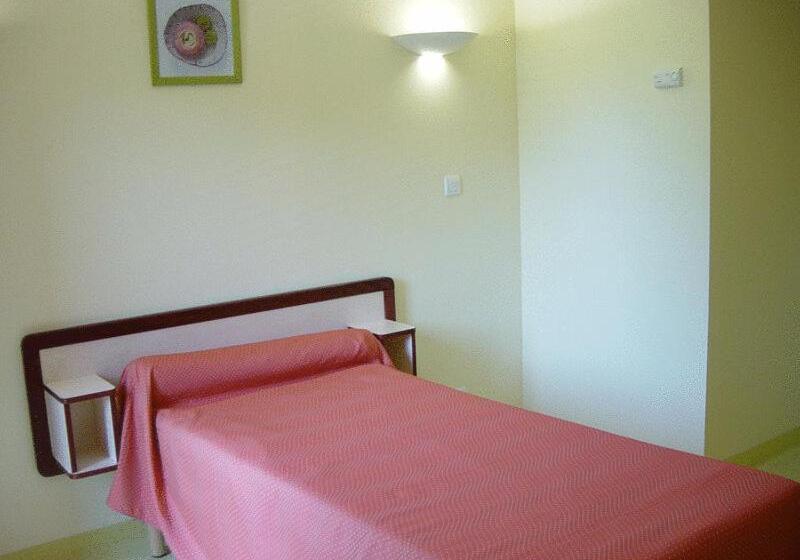هتل Home Du Buisson Hôtel Des Familles