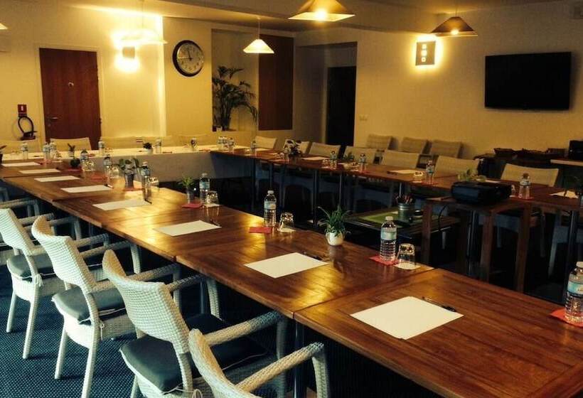 ホテル Logis Hôtel & Restaurant   Le Manoir De Sauvegrain