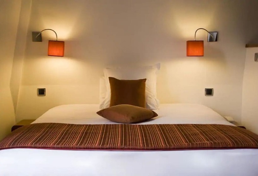 ホテル Logis Hôtel & Restaurant   Le Manoir De Sauvegrain