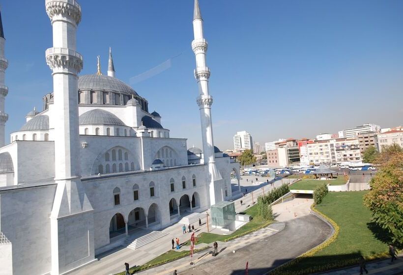 هتل Mithat