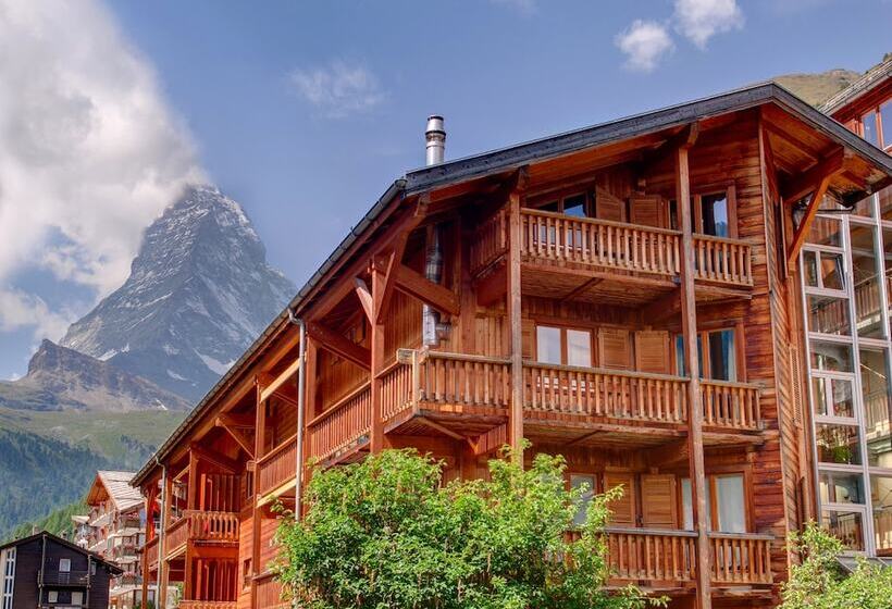 ホテル Mountain Exposure Luxury Chalets & Penthouses & Apartments