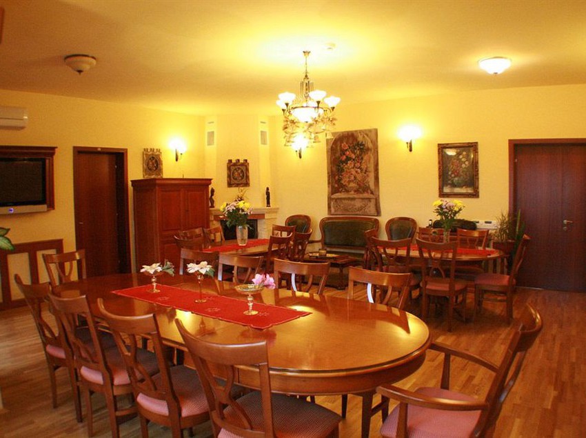 Hotel Pension Restaurant Pipera