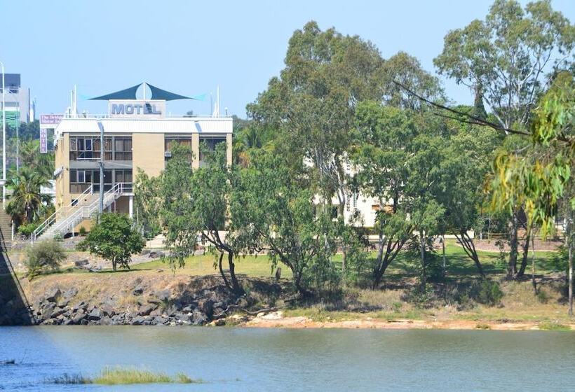 هتل Rockhampton Riverside Central