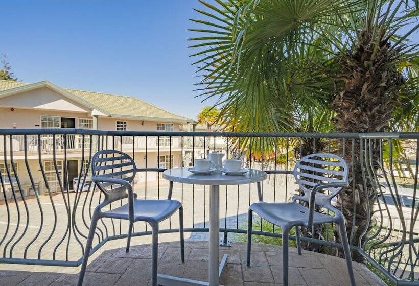 هتل Silver Fern Rotorua Suites & Spa