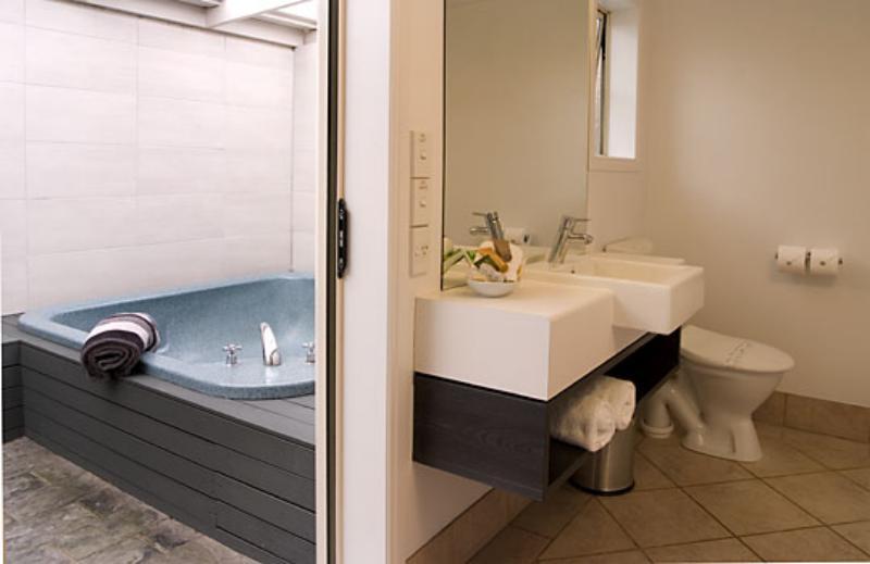 هتل Silver Fern Rotorua Suites & Spa