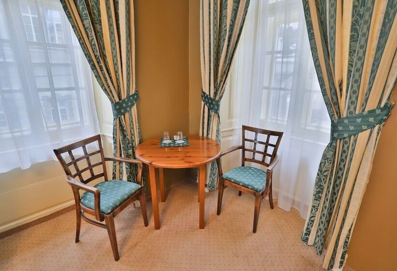 Fotos del hotel U Schnellu:  15