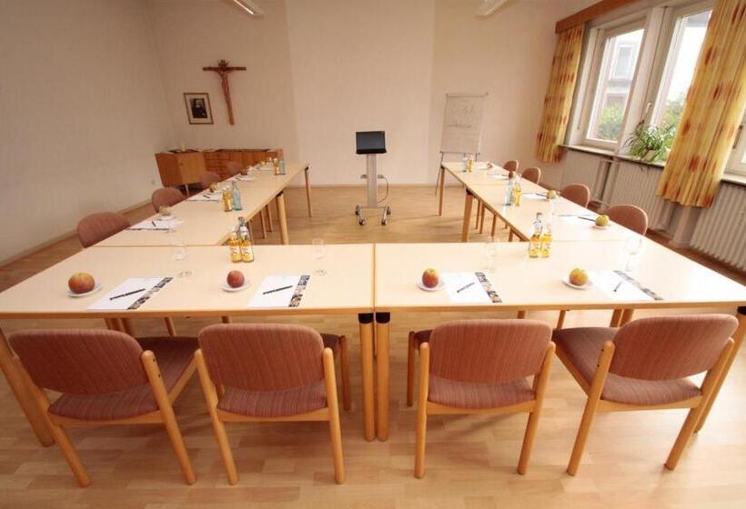 レジデンス Kloster Esthal