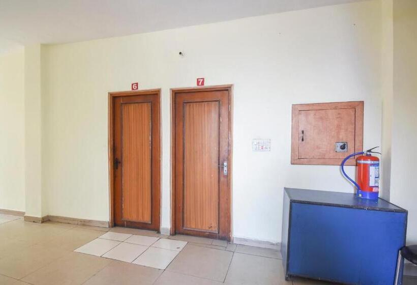 בית מלון כפרי Lazeez