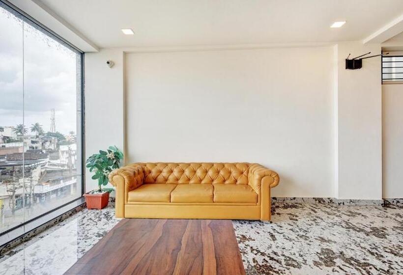 Itsy Hotels Shrey S Inn Mallandur Road