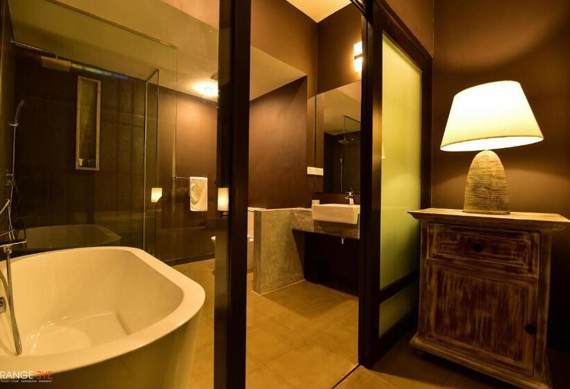 호텔 Rimakvin River Edge Resort & Banquet