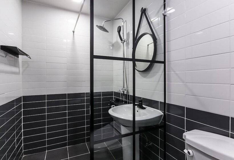 בית מלון כפרי The City