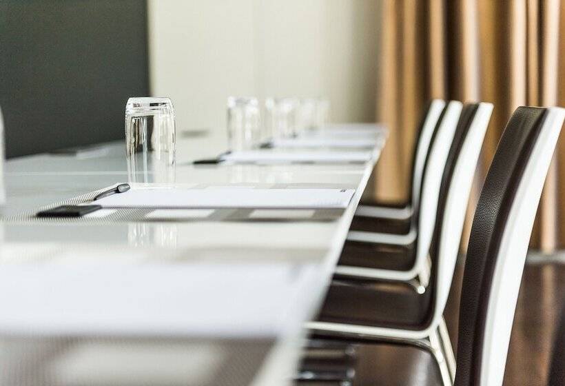 Apart  Welcoming L Urban Feel L Design