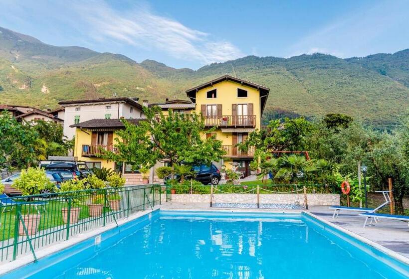 هتل Agritur Michelotti Giancarlo
