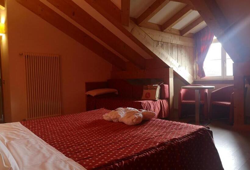 בית מלון כפרי Albergo Cavallino Bianco