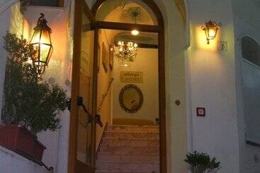 Hotel Albergo S. Andrea