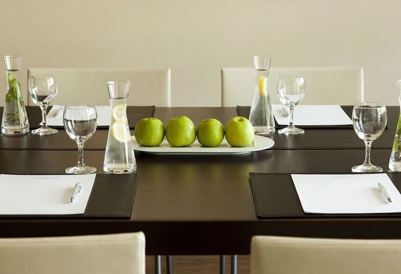 هتل Abion Villa Suites