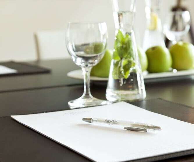 هتل Abion Villa Suites