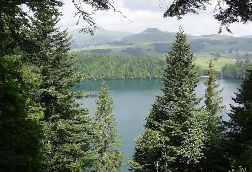 호텔 Aux Balcons Du Sancy