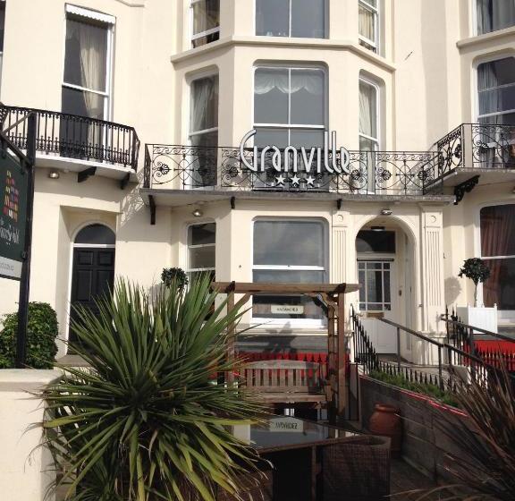 Fotos del hotel Cecil House:  9