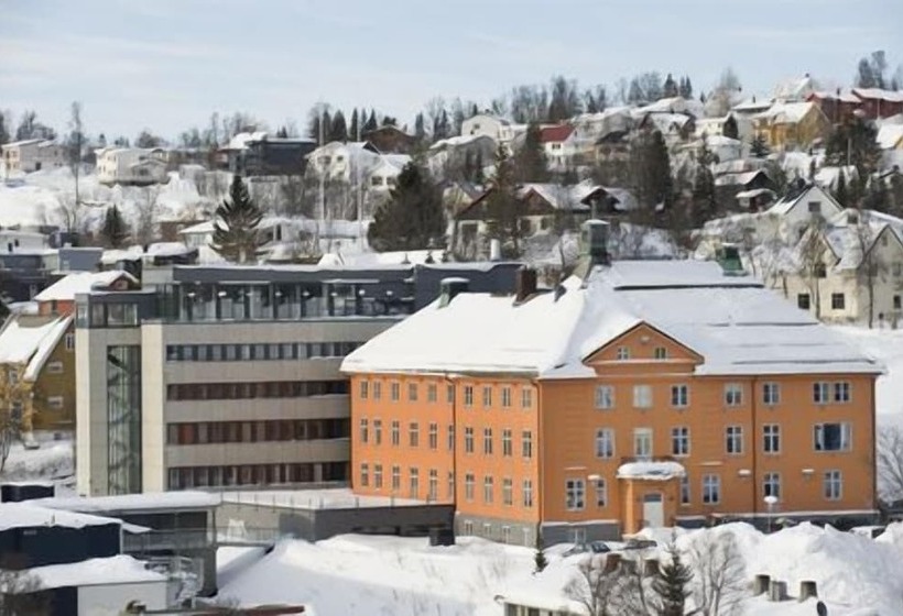 Enter St Elisabeth Hotel & Spa