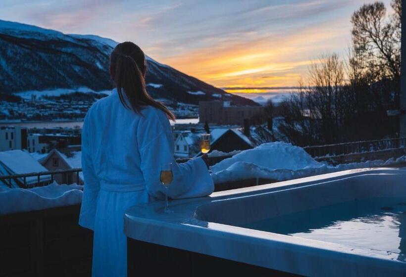 Enter St Elisabeth Hotel & Spa