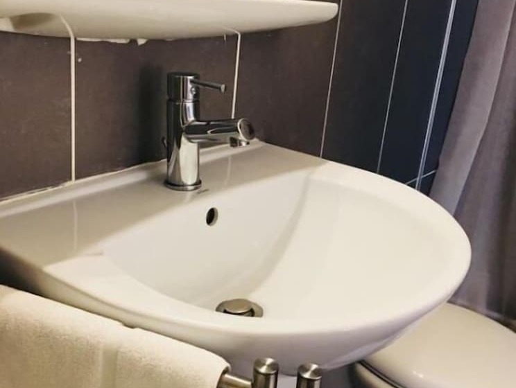 هتل Hôtel Moderne