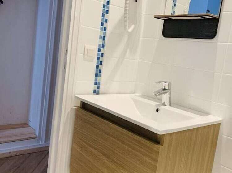 هتل Hôtel Moderne