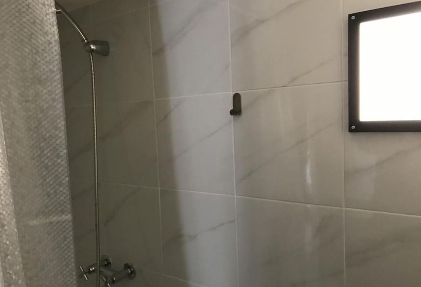 هتل Hôtel Moderne