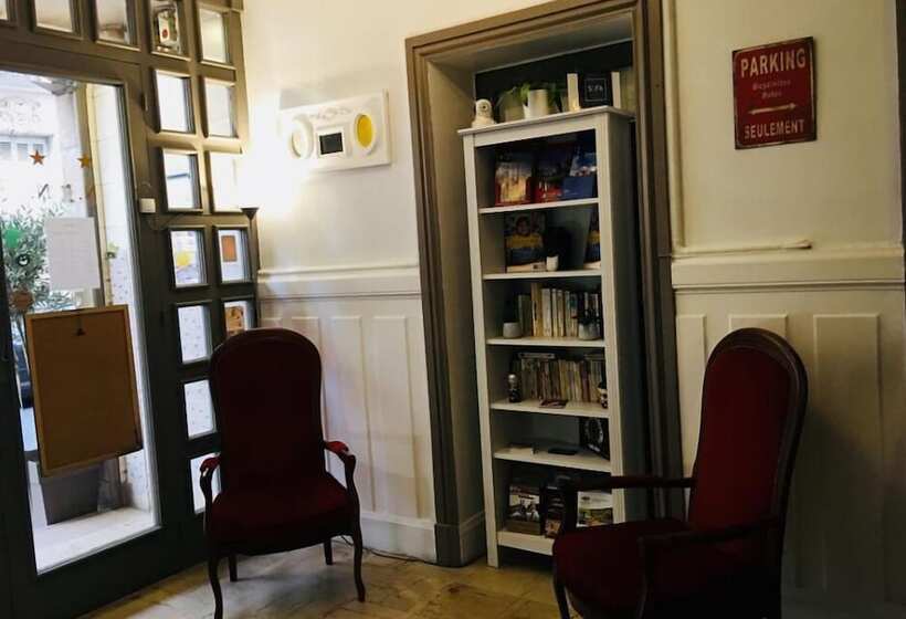 هتل Hôtel Moderne