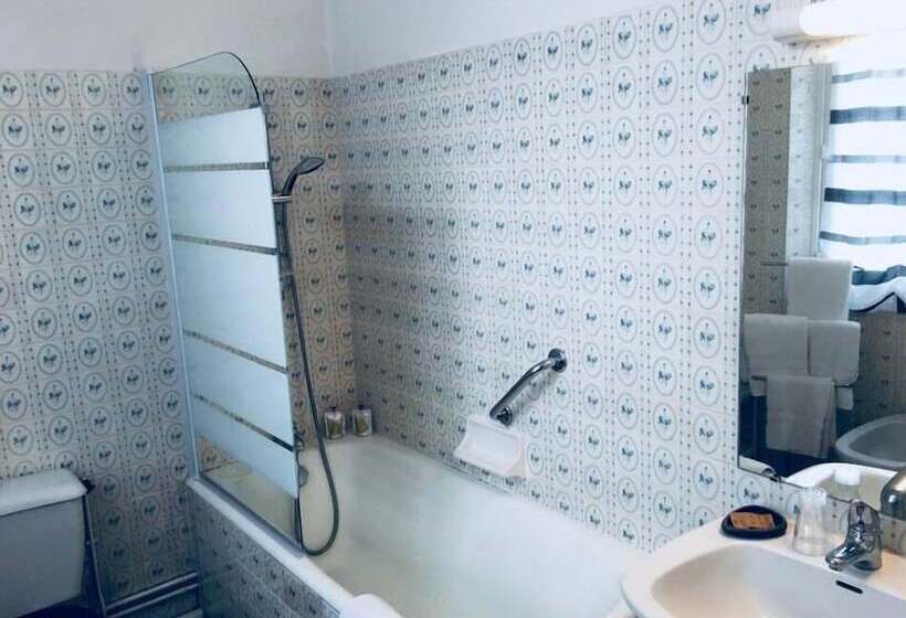 هتل Hôtel Moderne
