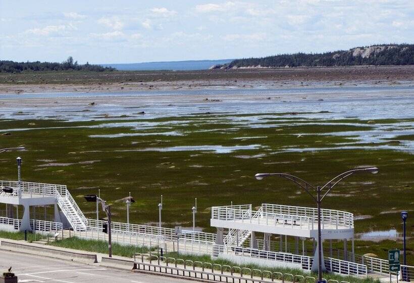בית מלון כפרי Hôtel Saint Germain Rimouski