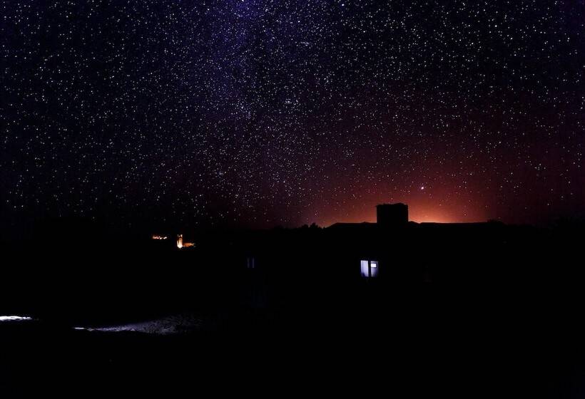 هتل Kasbah Mohayut