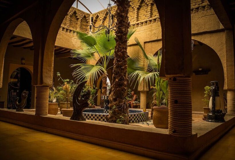 هتل Kasbah Mohayut