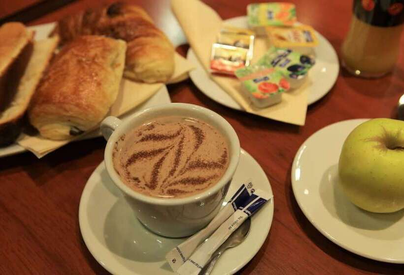 Отель La Consigne Caen Gare Sncf Centre