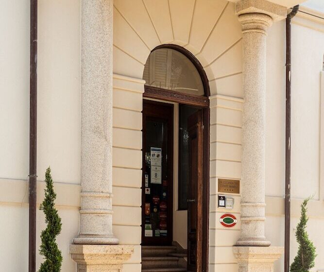 هتل La Locanda Del Conte Mameli