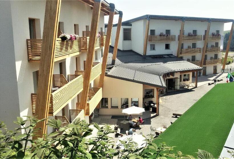 Le Blanc Hotel & Spa