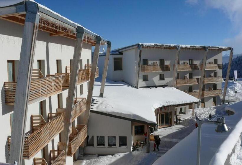 Le Blanc Hotel & Spa