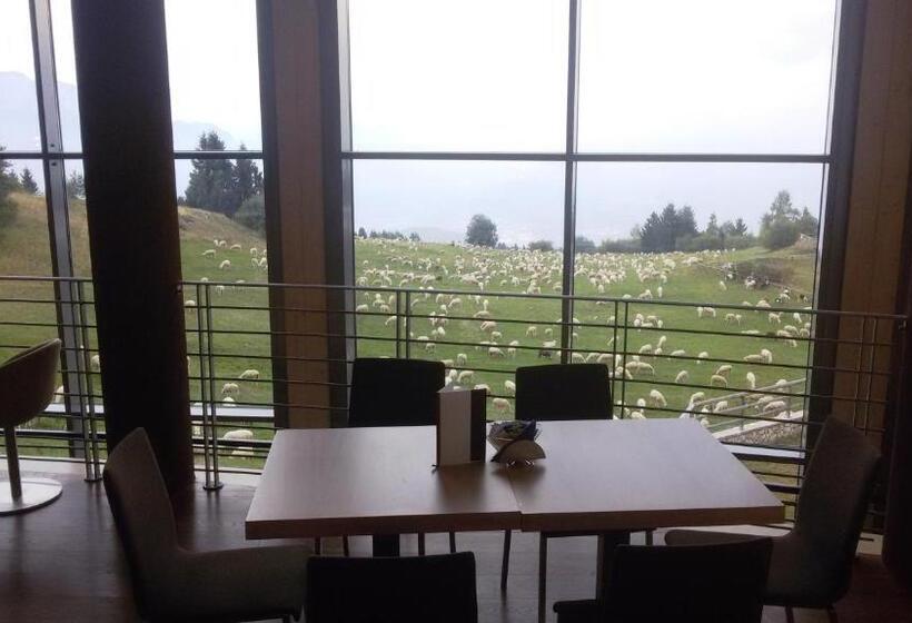 Le Blanc Hotel & Spa