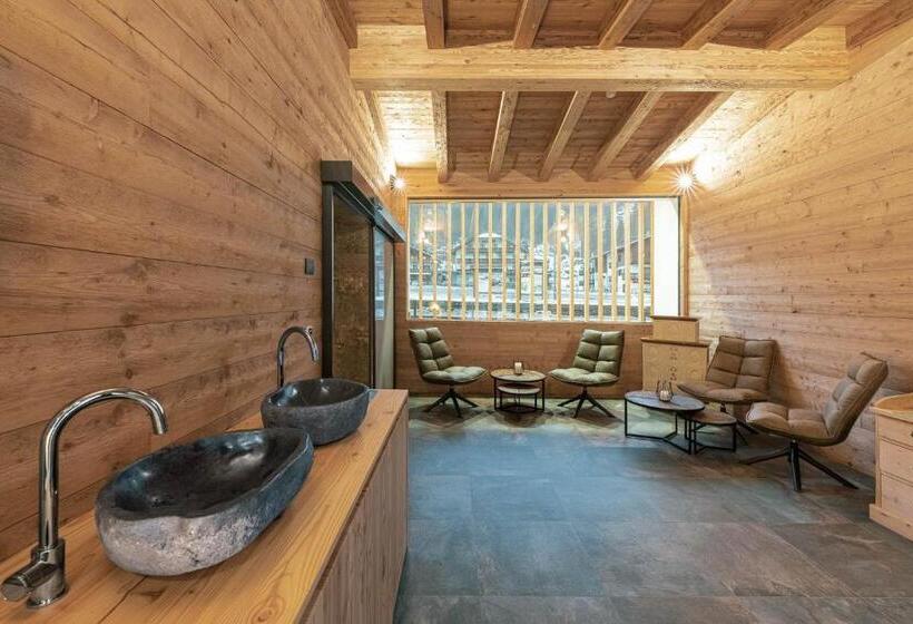 هتل Majon Miramonti