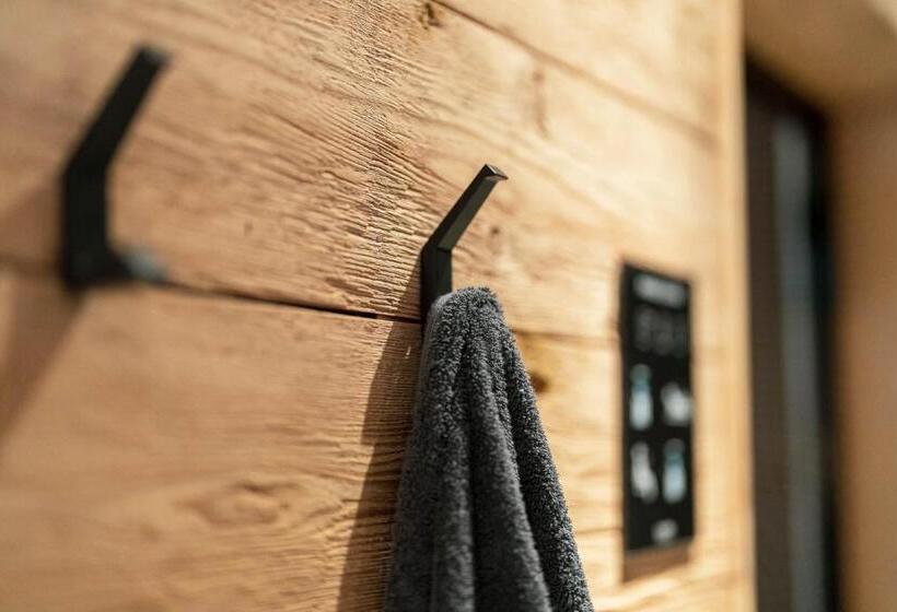 هتل Majon Miramonti