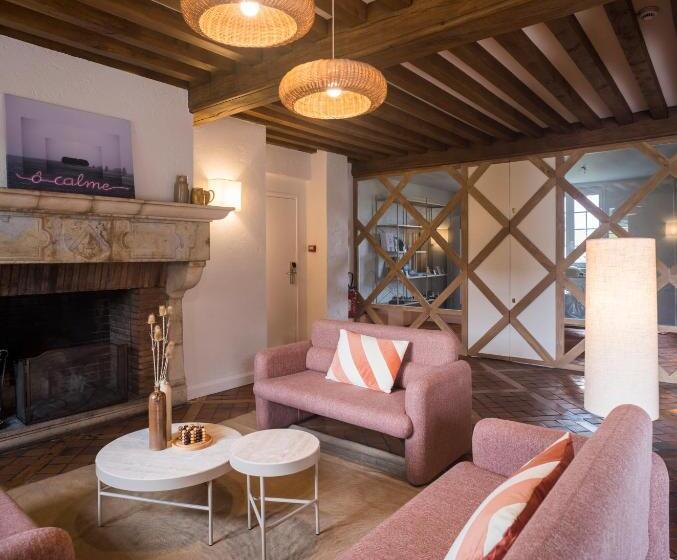 ホテル Hôtel Spa ô Rouge   Gevrey Chambertin   Teritoria