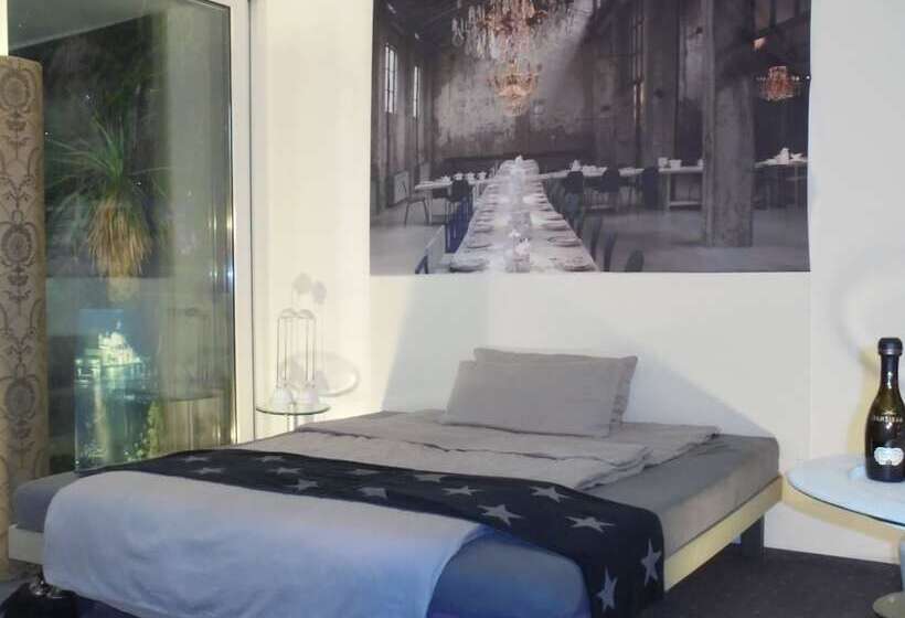 هتل Pallazzo Alfonso