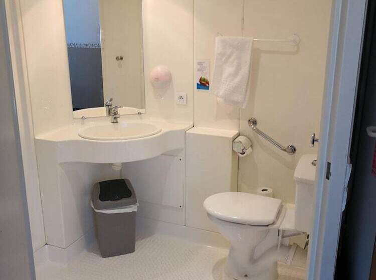 هتل Quick Palace St Jean De Vedas   A709