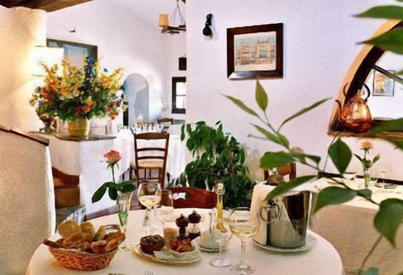 ホテル Restaurant Le Moulin De La Camandoule