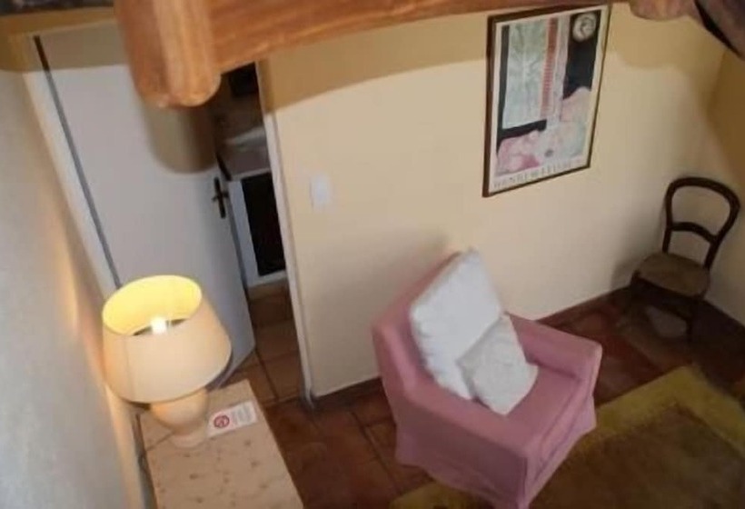 ホテル Restaurant Le Moulin De La Camandoule